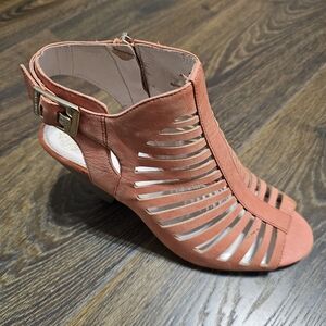 Vince Camuto Women's Eliana Strappy Block Heel Coral Leather Boho Sandal 7.5